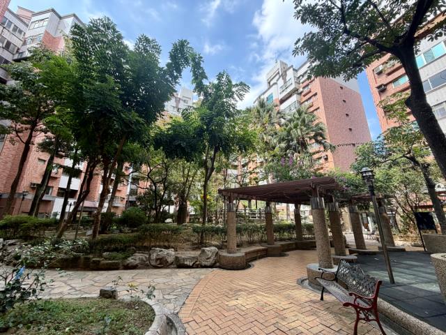 桃園中壢華廈-12